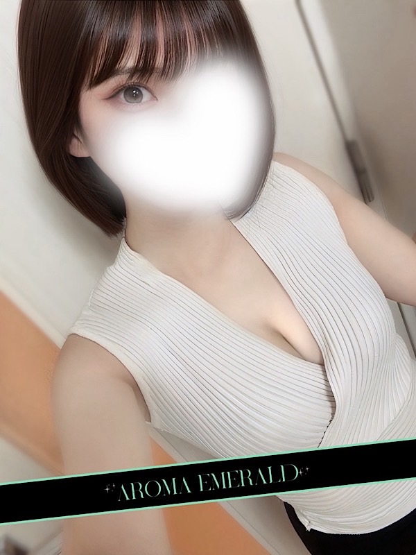 メンズエステアロマエメラルド赤坂・麻布恵・恵比寿のメンズエステ所属小鳥遊ひなた 