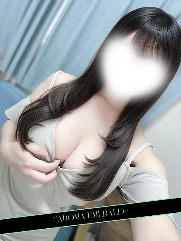 メンズエステアロマエメラルド赤坂・麻布・恵比寿のメンズエステ所属上原あかり 